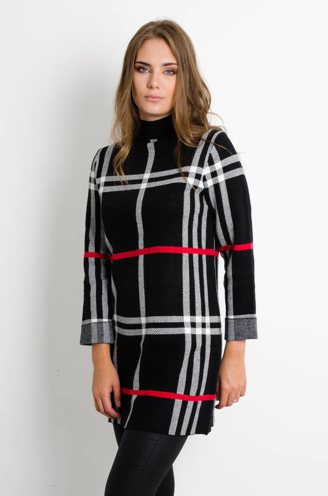 CZARNA SUKIENKA W KRATĘ