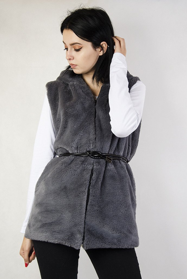 Szara futerkowa kamizelka z rzemykiem w pasie