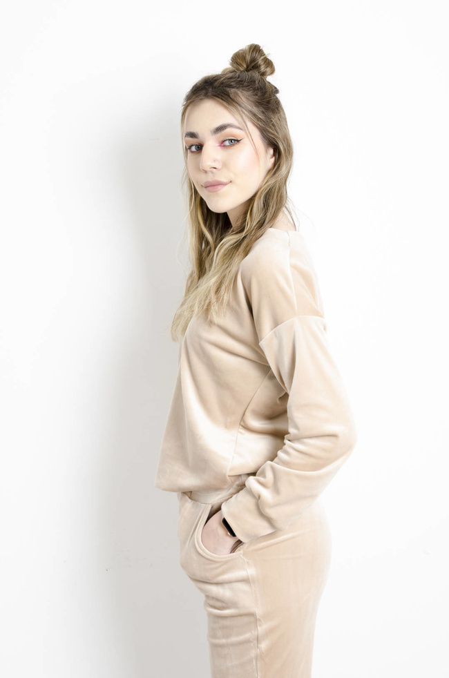 KOMPLET DRESOWY WELUROWY- BEŻOWY