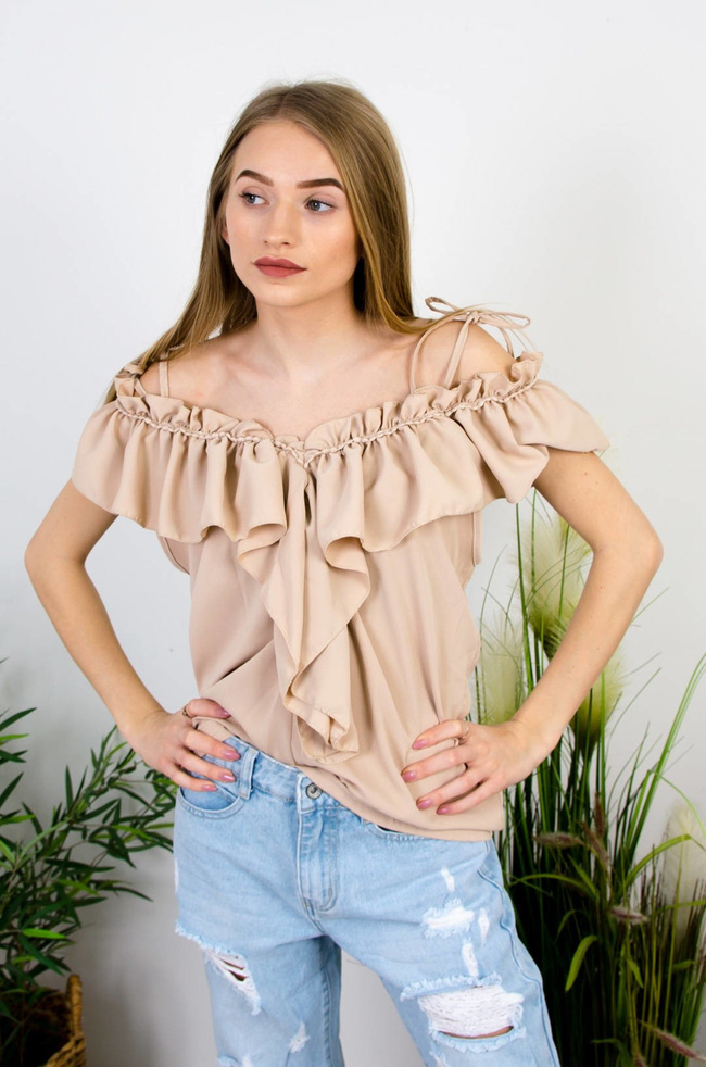 BEŻOWA BLUZKA NA RAMIĄCZKA Z OZDOBNYM ŻABOTEM