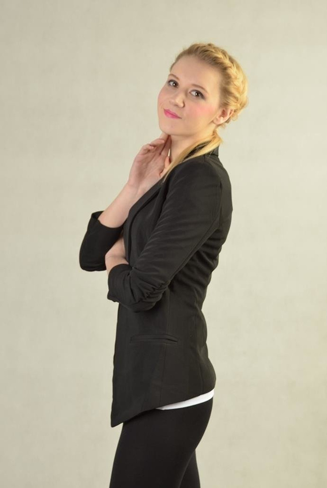 Klasyczna taliowana marynarka