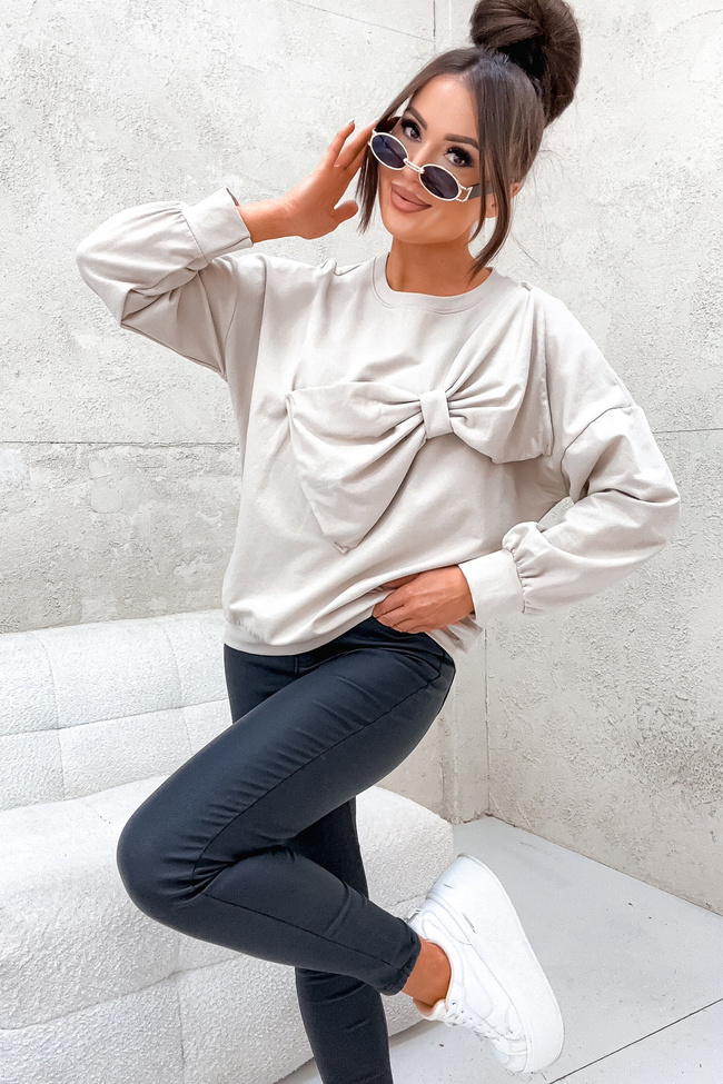 BLUZA OVERSIZE Z KOKARDĄ- BEŻOWA