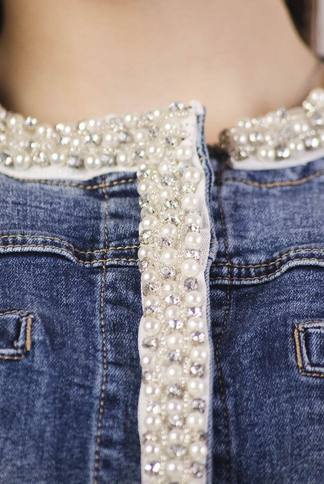 Kurtka jeansowa z perełkami