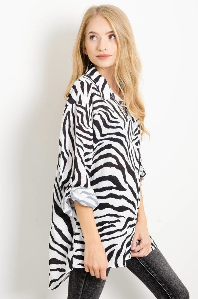 BIAŁO-CZARNA KOSZULA  W ZERBĘ