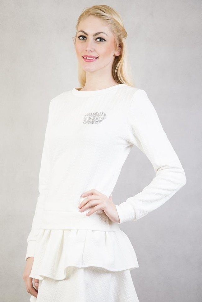 Biała bluzka z koroną