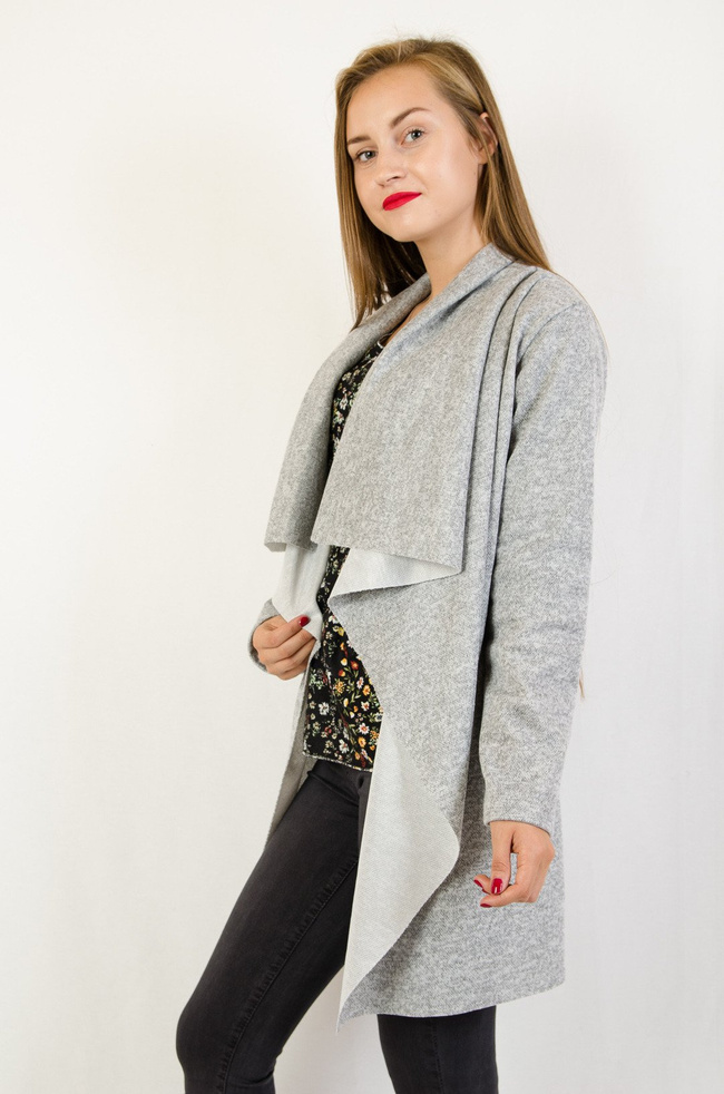 Jasnoszara narzuta z asymetrycznym przodem