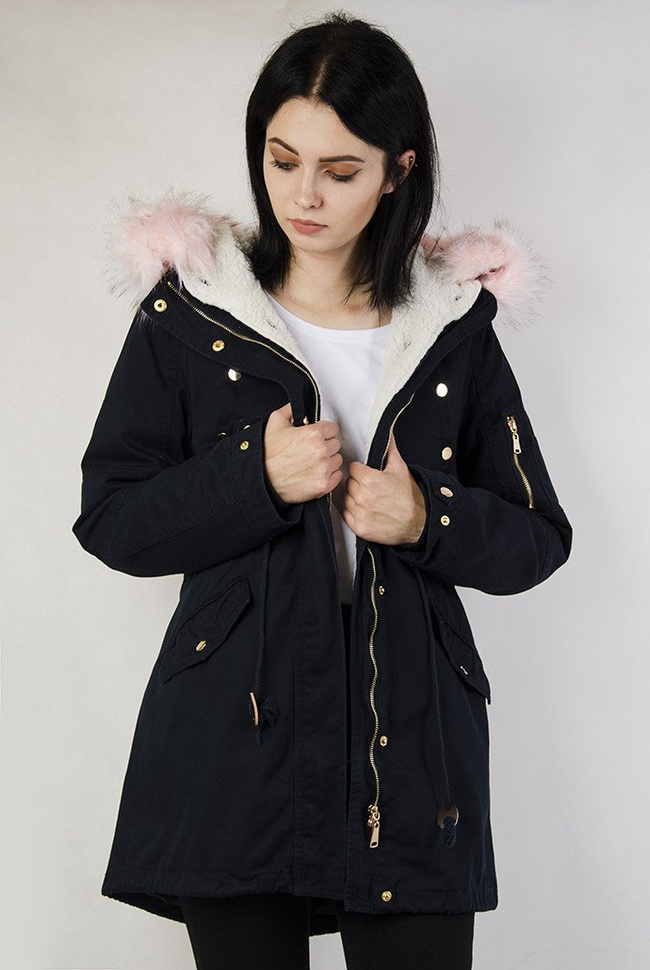 Granatowa kurtka parka z różowym futerkiem