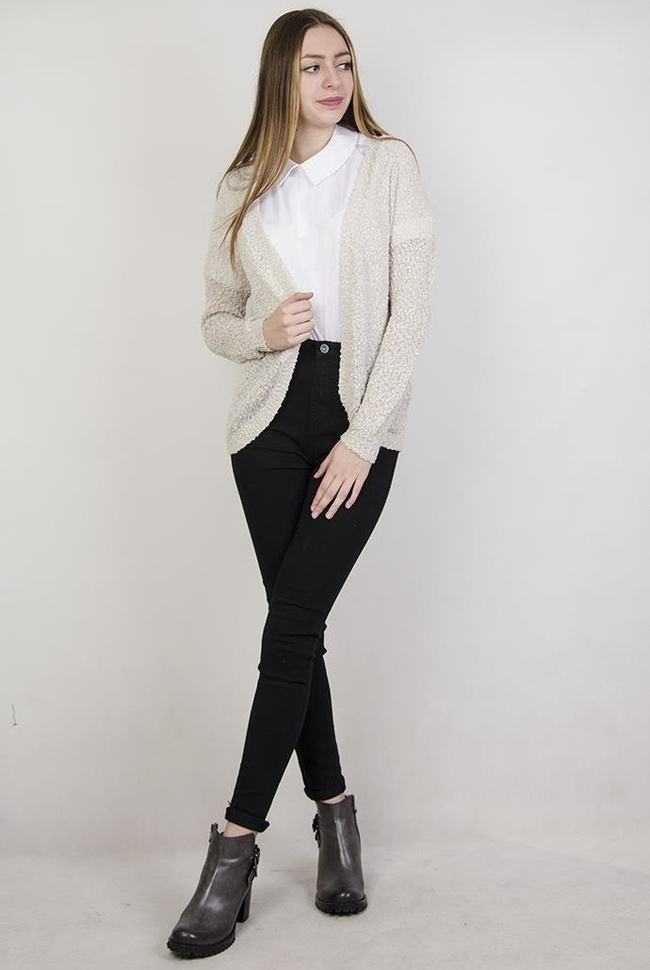 Jasnoszary sweterek narzutka