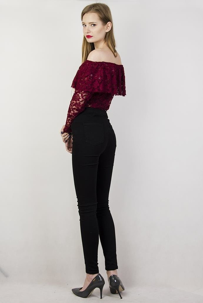 Koronkowe bordowe body z hiszpańskim dekoltem