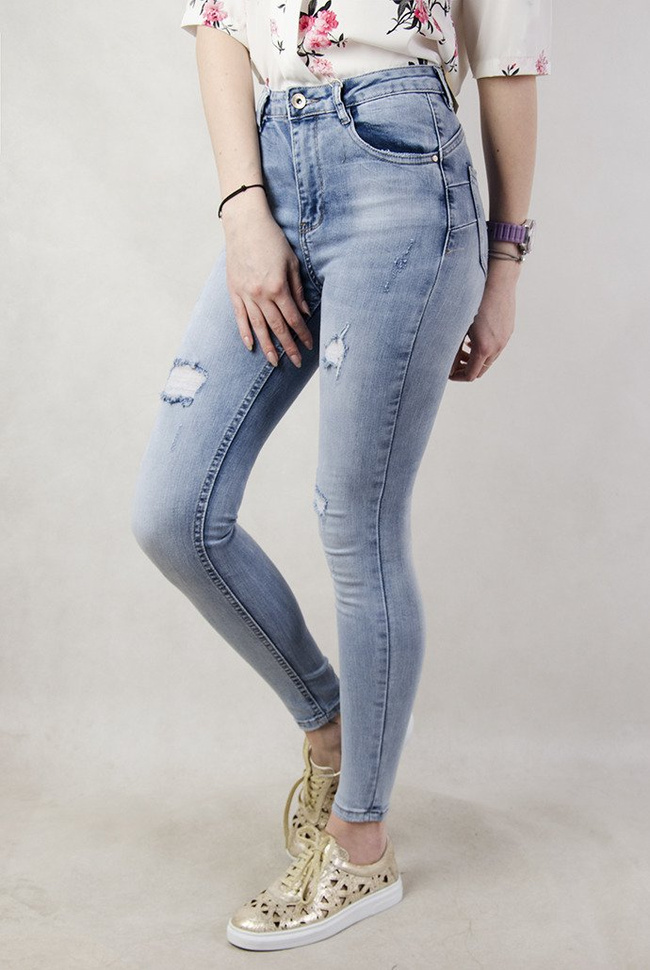 Jasne spodnie jeansowe typu push up z dziurami