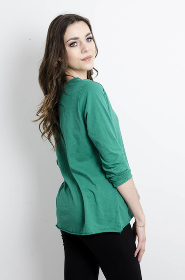 BLUZKA Z DŁUGIM RĘKAWEM W KOLORZE ZIELONYM+ WISIOREK