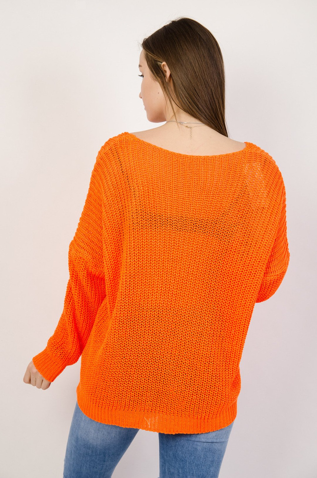 Pomarańczowy sweter z dekoltem w serek