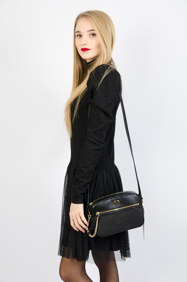 CZARNA POŁYSKUJĄCA SUKIENKA Z PÓŁGOLFEM - DÓŁ TIULOWY