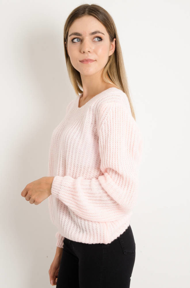 SWETER Z ŁAŃCUSZKIEM- JASNO-RÓŻOWY