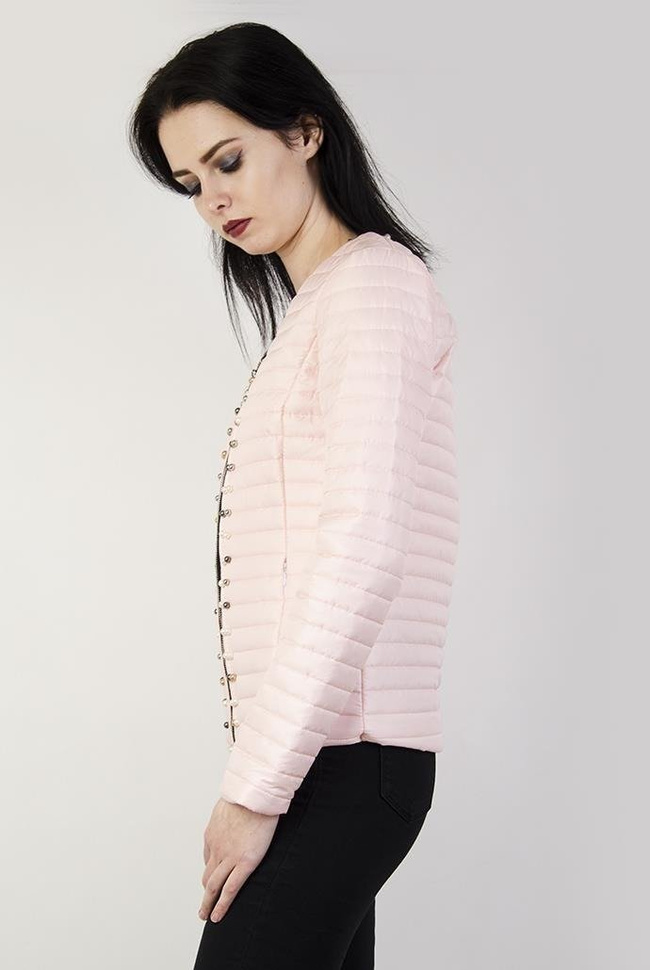 Pikowana jasnoróżowa kurtka z koralikami