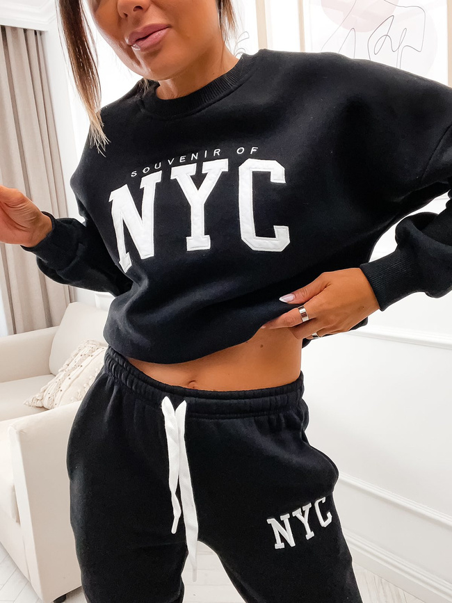 KOMPLET DRESOWY Z OZDOBNĄ NASZYWKĄ- CZARNY