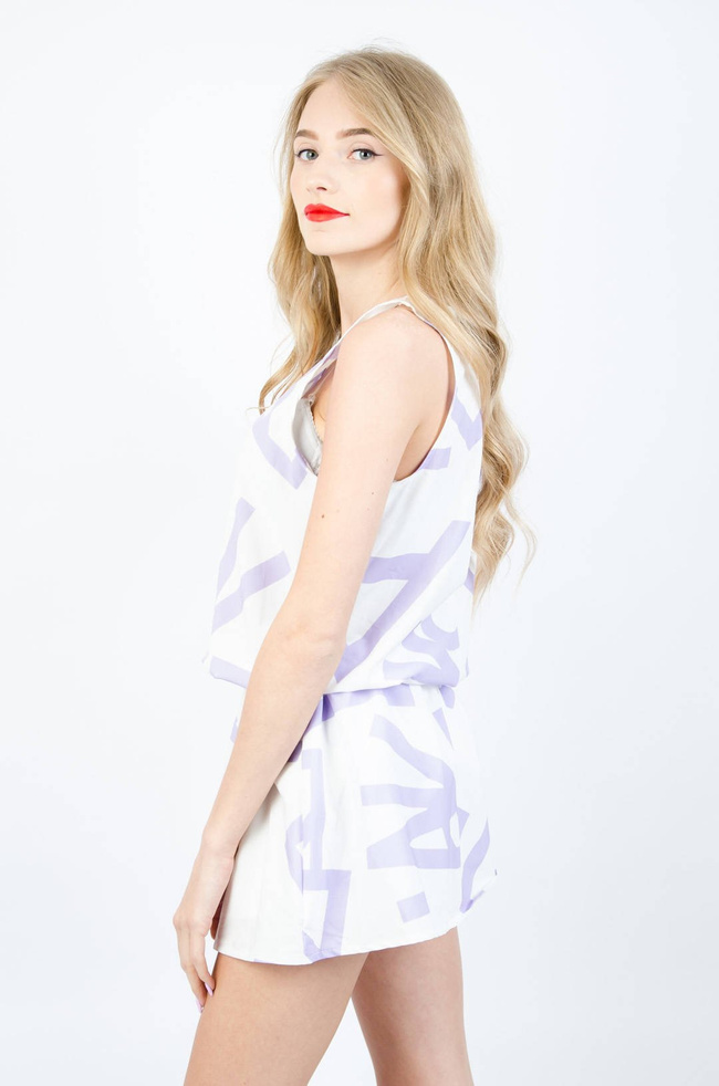 BIAŁY KOMBINEZON-SUKIENKA NA GRUBSZYCH RAMIĄCZKACH