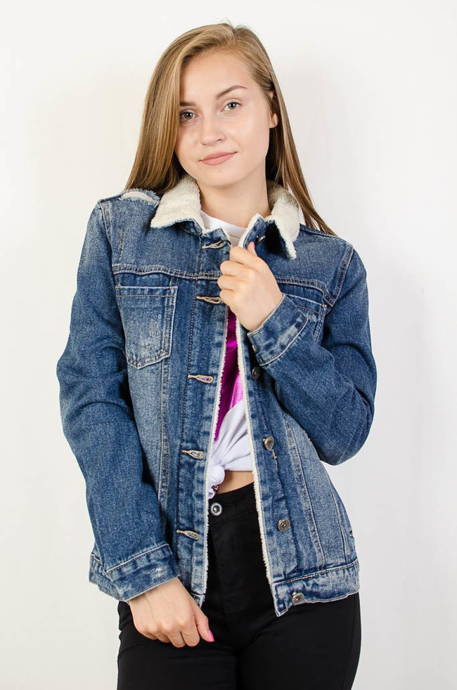 Ciemna kurtka jeansowa z kożuchem 