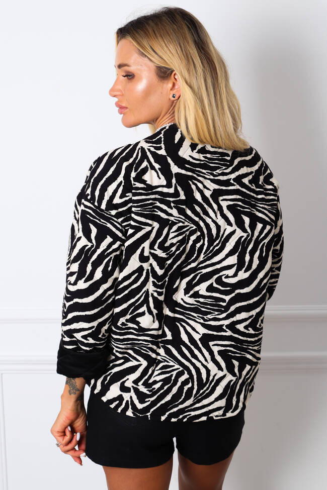 KURTKA BOMBERKA  ZEBRA Z DOPINANYM KWIATEM