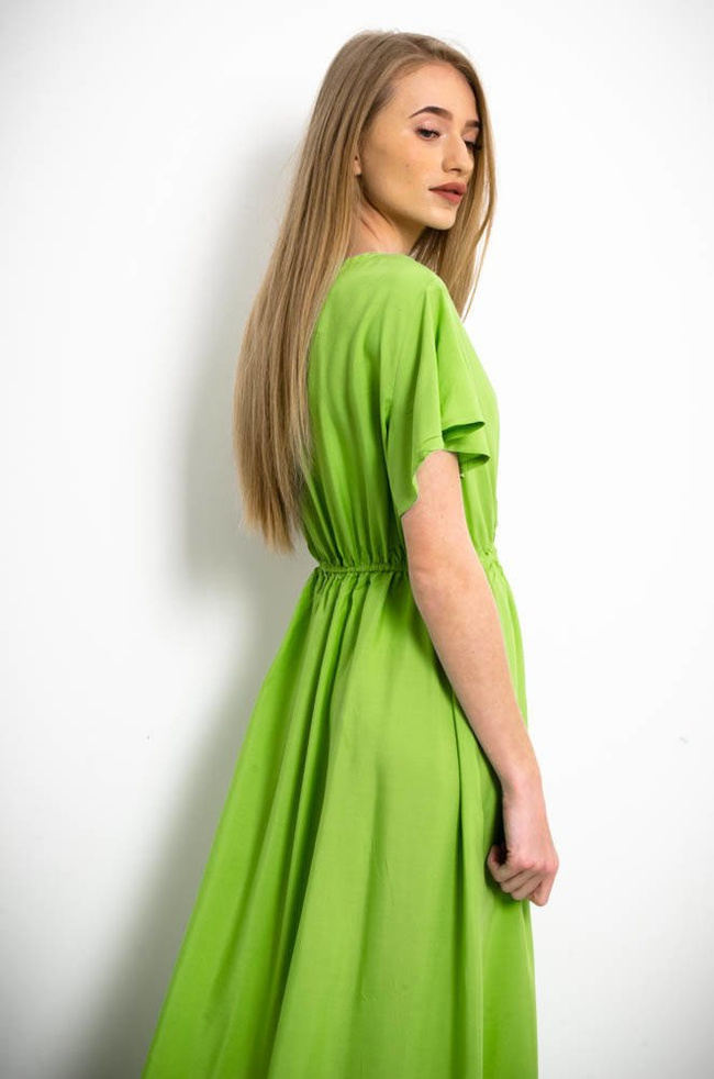 DŁUGA SUKIENKA MAXI Z KOPERTOWYM DEKOLTEM W KOLORZE ZIELONYM