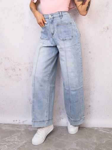 SPODNIE JEANSOWE Z OZDOBNYMI PRZESZYCIAMI I KIESZENIAMI Z PRZODU