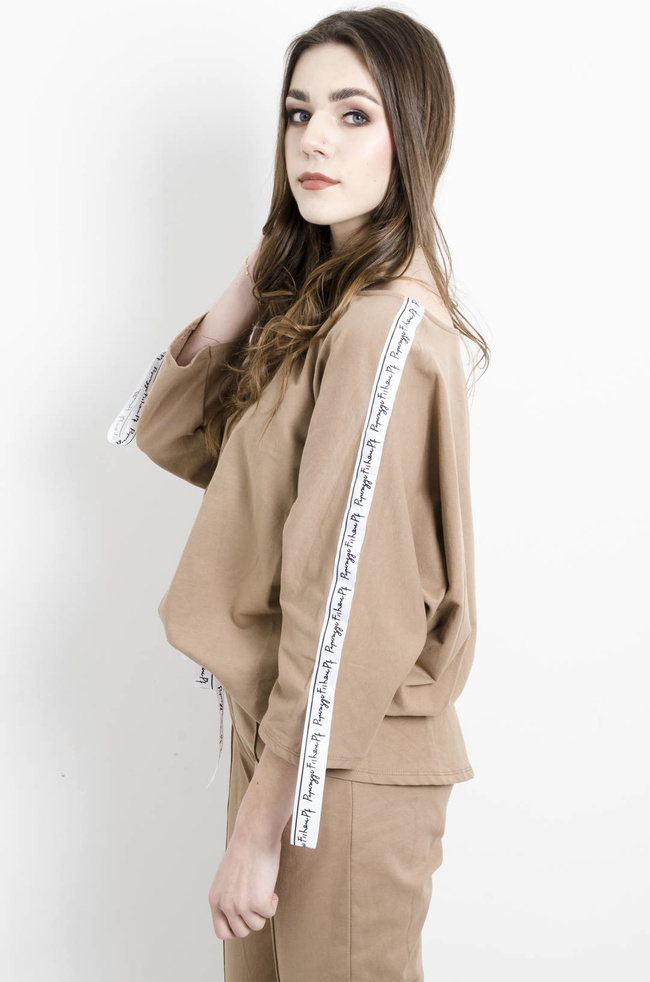 KOMPLET BAWEŁNIANY BRĄZOWY Z LAMPASEM