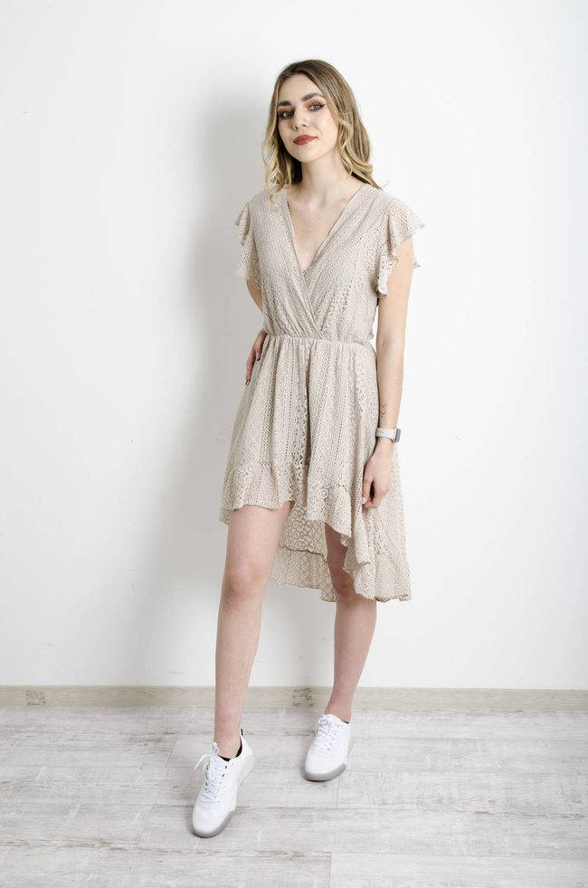SUKIENKA KORONKOWA Z PRZEDŁUŻANYM TYŁEM - BEŻOWA
