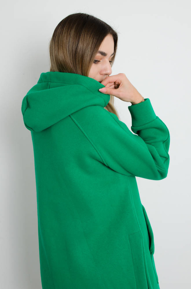 BLUZA OVERSIZE Z ROZCIĘCIAMI PO BOKACH I OZDOBNĄ NASZYWKĄ- ZIELONA