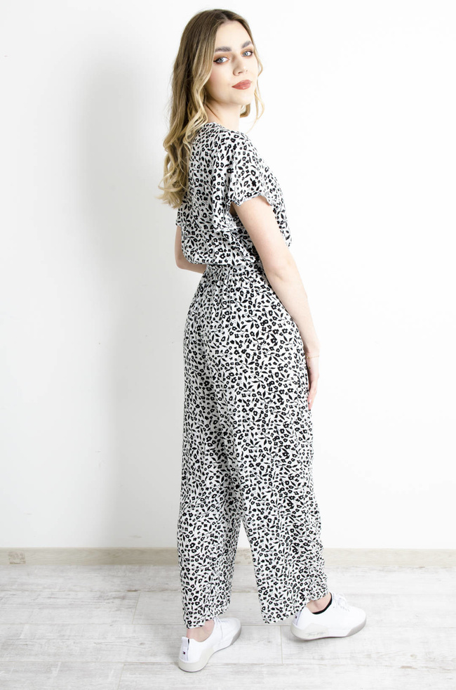 KOMBINEZON W KWIATY - BIAŁY