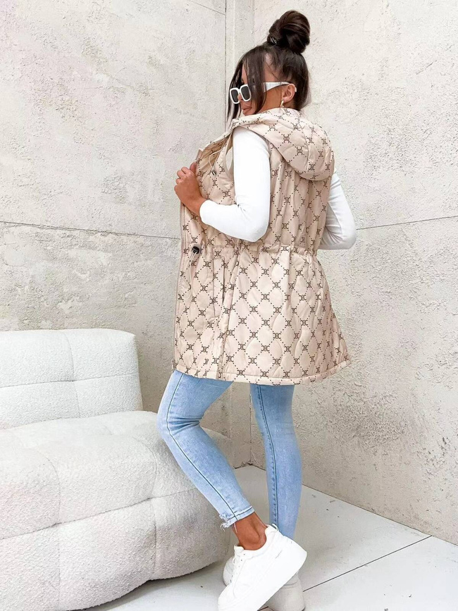 BEŻOWA KAMIZELKA WE WZORY Z KAPTUREM