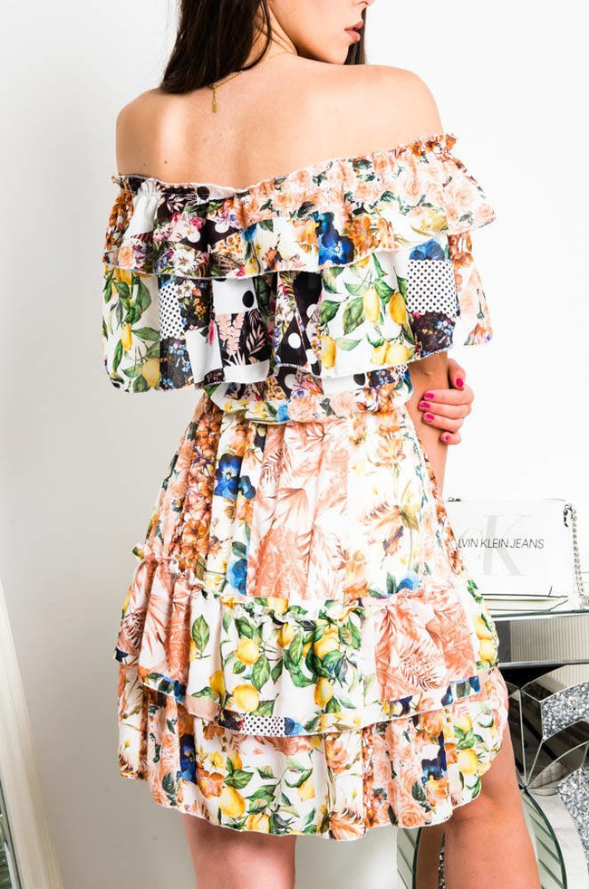 BIAŁA SUKIENKA HISZPANKA W KWIATOWO-OWOCOWY MOTYW