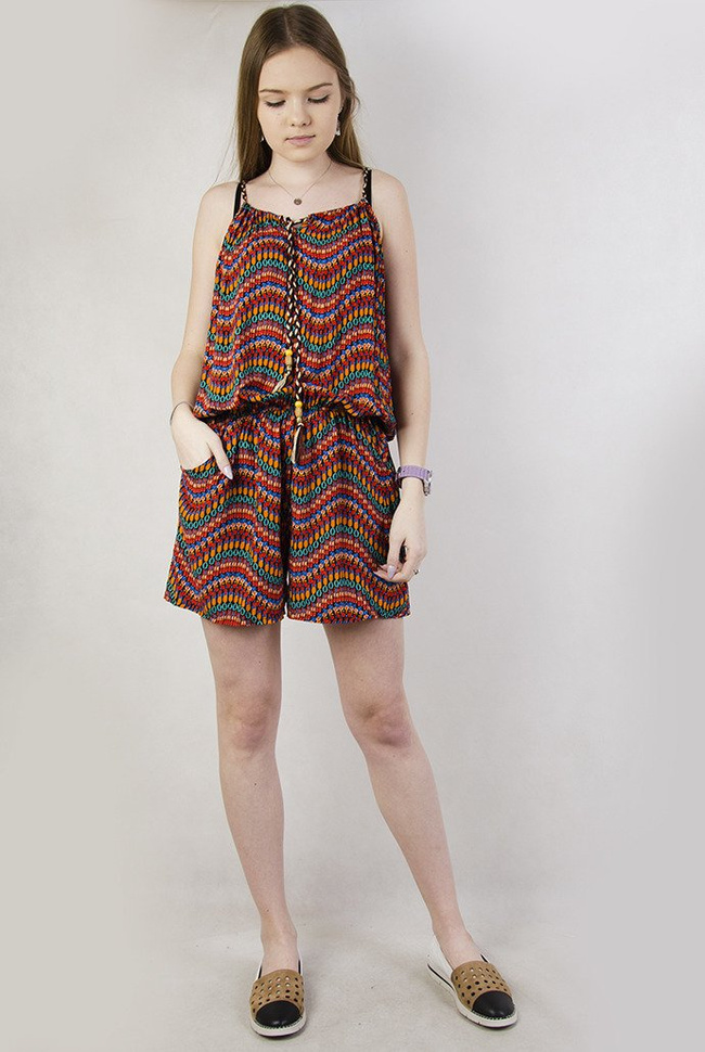 Kombinezon w kolorowe wzorki