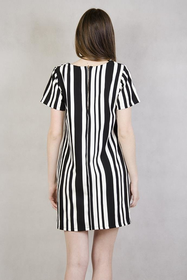 Sukienka biało-czarna w paski