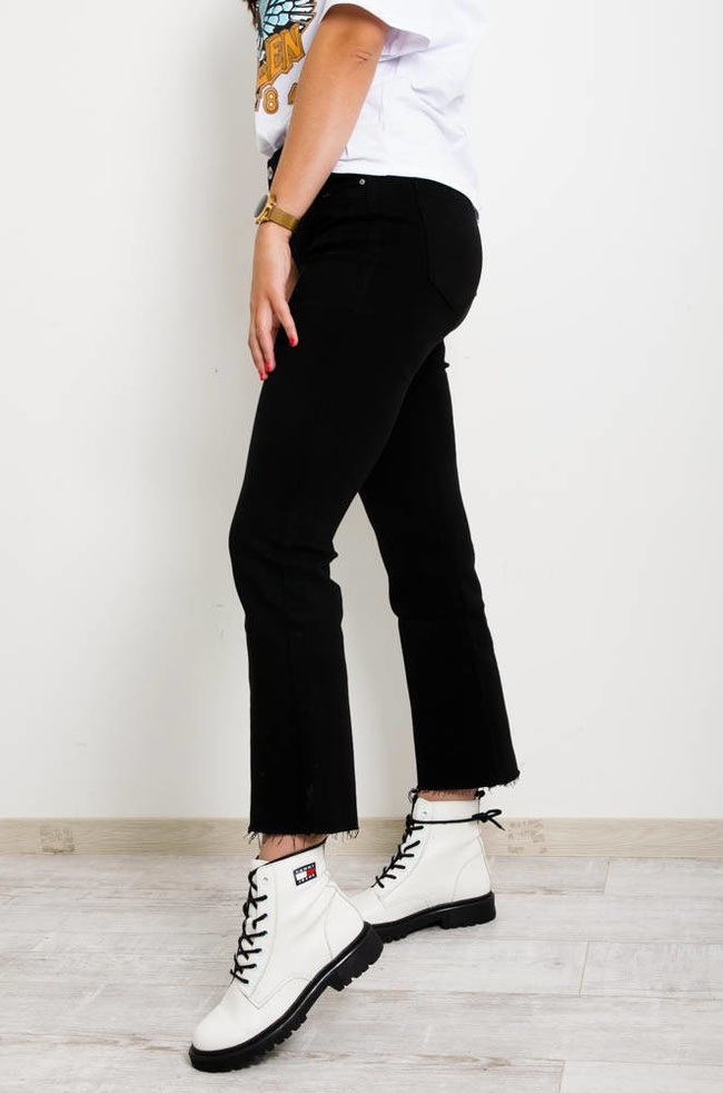 CZARNE SPODNIE JEANSOWE SHORT FLARE-WYSOKI STAN