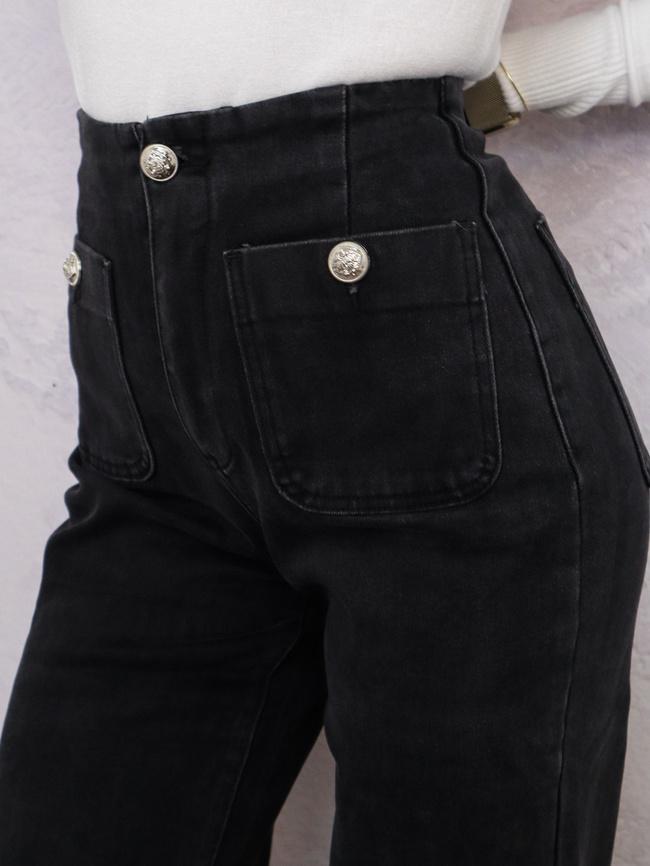 SPODNIE JEANSOWE ROZSZERZANE Z KIESZENIAMI Z PRZODU- CIEMNOSZARE