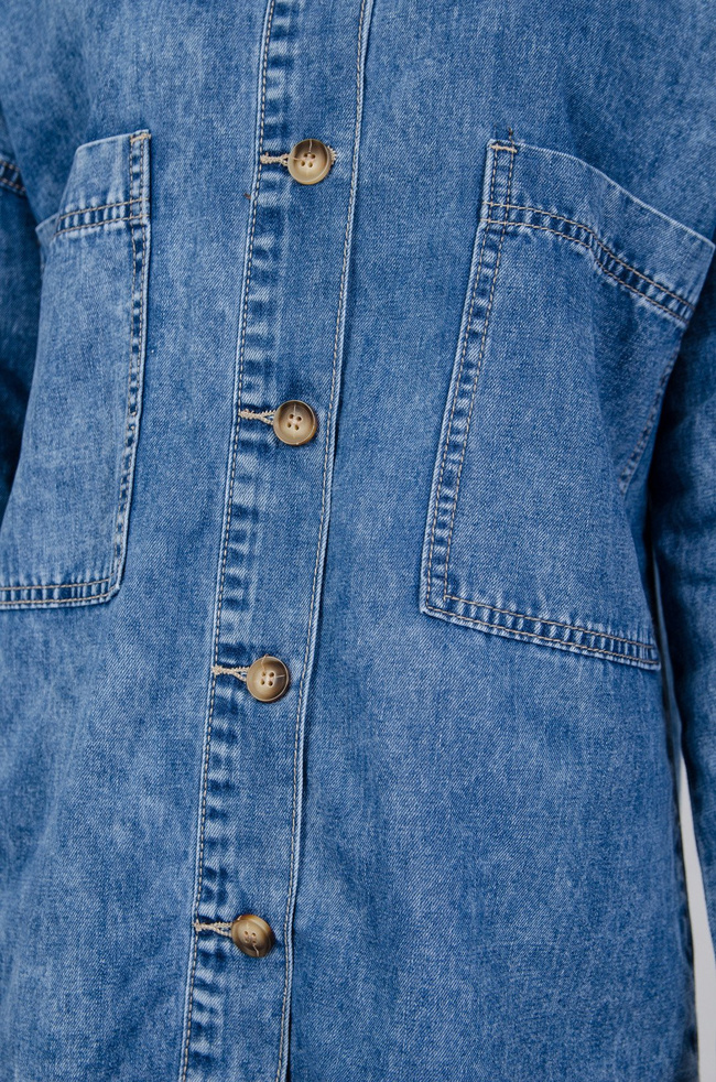 Długa koszula jeansowa z rozcięciami po bokach