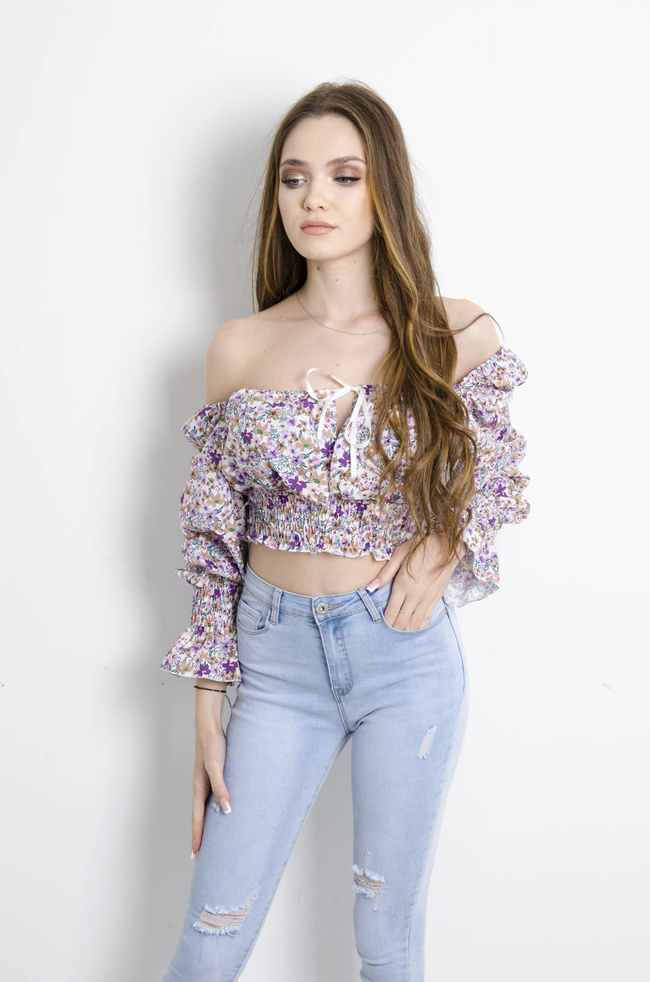 BLUZKA HISZPANKA BIAŁO-FIOLETOWA W DROBNE KWIATY