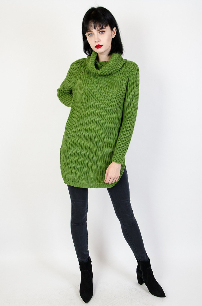 Zielony asymetryczny sweter z golfem 