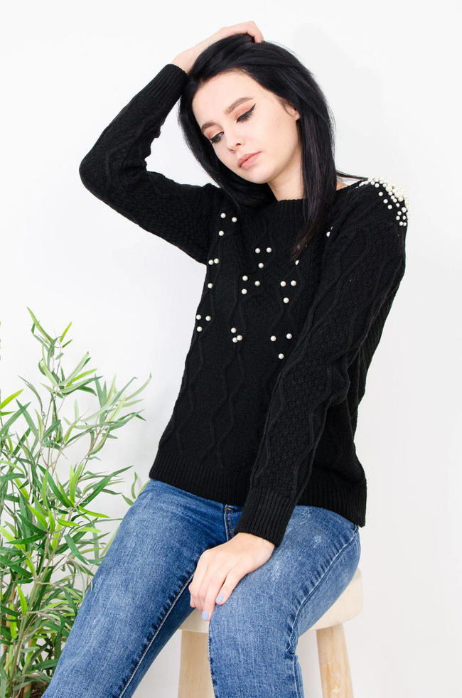 CZARNY SWETER Z PEREŁKAMI
