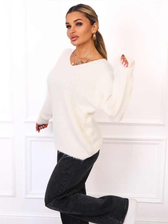 SWETER OVERSIZE Z DEKOLTEM W SEREK- ECRU
