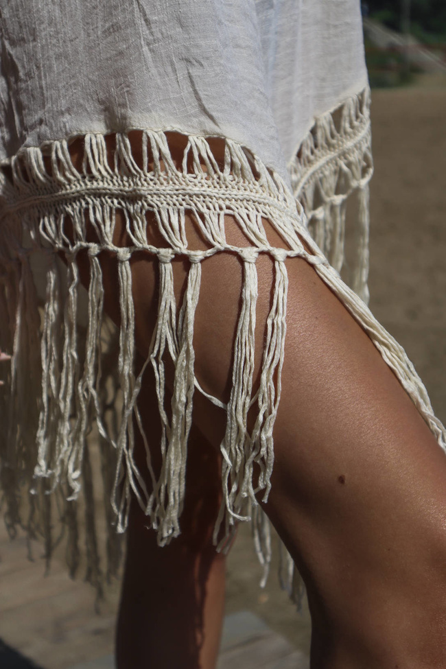 TUNIKA AŻUROWA  Z FRĘDZLAMI - BEŻOWA 