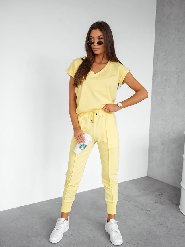 KOMPLET DRESOWY T-SHIRT+ SPODNIE Z PRZESZYCIEM- BANANOWY