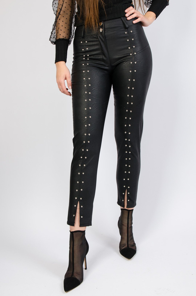 CZARNE WOSKOWANE SPODNIE Z DŻETAMI