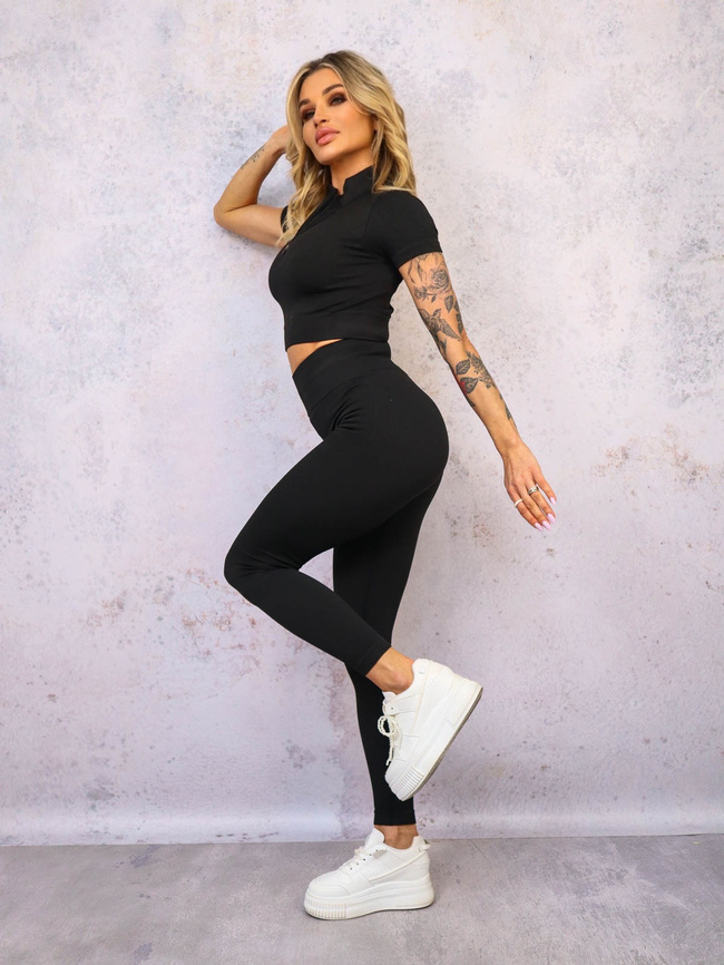 KOMPLET PRĄŻKOWANY LEGGINSY+ TOP ZAPINANY NA ZAMEK- CZARNY
