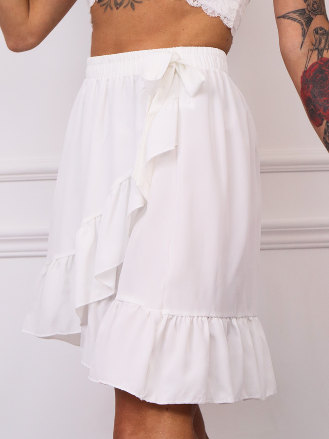 SPÓDNICA Z FALBANAMI WIĄZANA W PASIE- BIAŁA