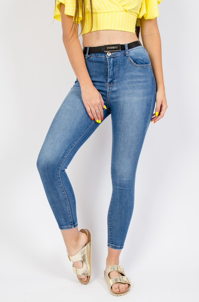 Jasne spodnie jeansowe z wysokim stanem