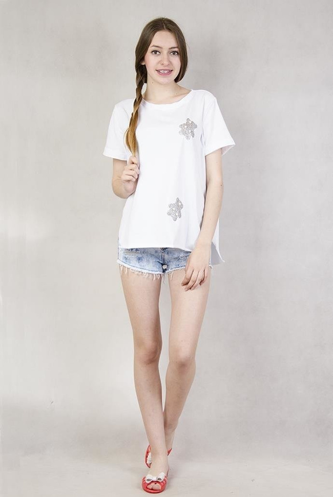 Biała bluzka z uroczymi misiami