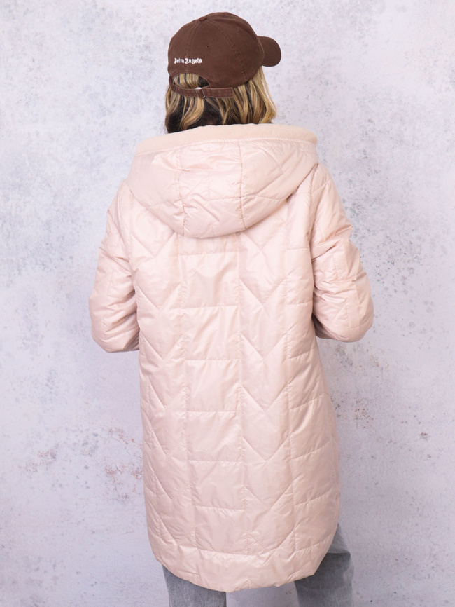 ASYMETRYCZNA PIKOWANA KURTKA Z KAPTUREM- BEŻOWA