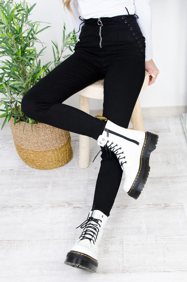 CZARNE MODELUJĄCE SPODNIE Z WIĄZANIEM PO BOKU