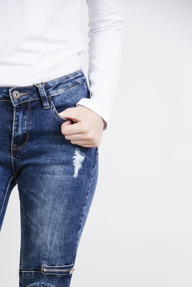 Spodnie jeansowe z zamkami na kolanach